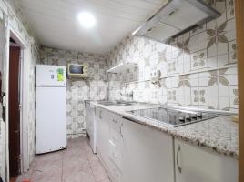 Casa (unifamiliar aislada), 66.00 m², cerca de bus y tren