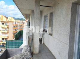 Piso, 94.00 m², cerca de bus y tren