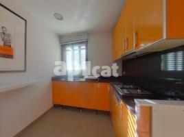 Casa (unifamiliar aislada), 461.00 m², cerca de bus y tren