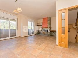  (unifamiliar adossada), 316.00 m², près de bus et de train, Sant Climent de Llobregat