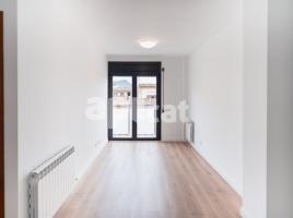 Obra nueva - Piso en, 86.00 m², cerca de bus y tren, nuevo