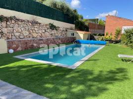  (unifamiliar aïllada), 214.00 m², حافلة قرب والقطار, Corbera de Llobregat