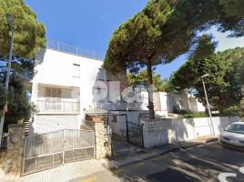 Houses (detached house), 94.00 m², near bus and train, Cap Salou