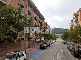 Duplex, 74.00 m², near bus and train, almost new, Fenals