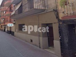 Piso, 98.00 m², cerca de bus y tren