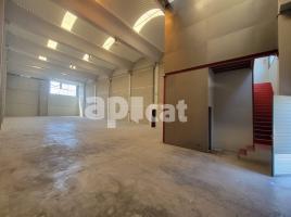 Lloguer nau industrial, 705.00 m²