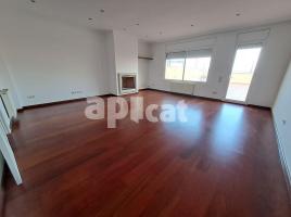 Houses (detached house), 250.00 m², near bus and train, Eixample - Can Bogunya