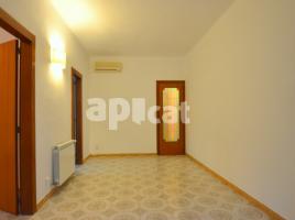 Flat, 72.00 m², near bus and train,  (CANIGO) 