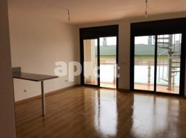 Attic, 73.00 m², near bus and train, new, Cercano a la playa