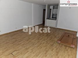 Pis, 105.00 m², prop de bus i tren, Escoles