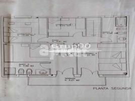  (unifamiliar adossada), 237.67 m², 附近的公共汽車和火車, 新