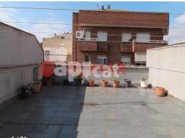 Flat, 165.00 m², near bus and train