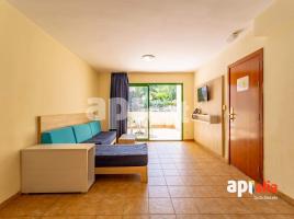 Piso, 105.00 m², cerca de bus y tren