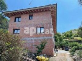 Casa (unifamiliar aïllada), 639.00 m², prop de bus i tren, seminou, Gelida