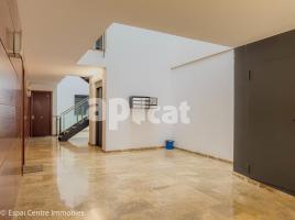 Àtic, 73.00 m², prop de bus i tren, seminou