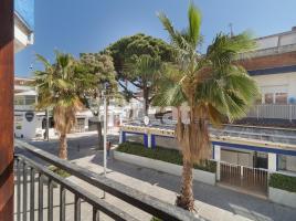 Piso, 69.00 m², cerca de bus y tren