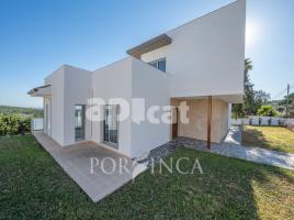 Casa (unifamiliar aïllada), 411.00 m², prop de bus i tren, nou, Platja d'Aro