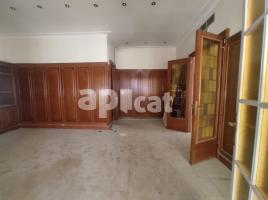 Pis, 250.00 m², prop de bus i tren