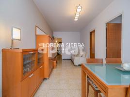 Flat, 75.00 m², near bus and train