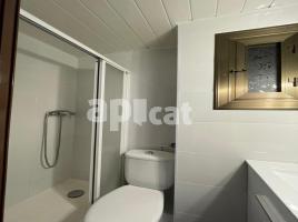 Attic, 61.00 m², near bus and train, Calle de l'Escorial