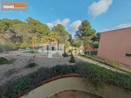 Casa (chalet / torre), 967.00 m²