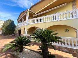 Detached house, 330.00 m²