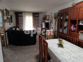 Flat, 94.00 m², near bus and train, Nucli Urbà