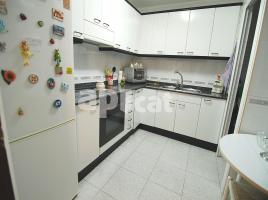 Pis, 71.00 m², حافلة قرب والقطار, Llefia