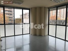 Oficina, 135.00 m²