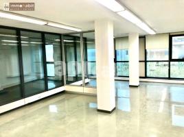 , 130.00 m²
