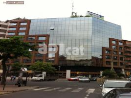 租 , 134.00 m², Universitat