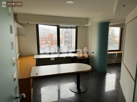 租 , 134.00 m², Universitat