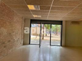 Local comercial, 93.00 m², El Poblenou