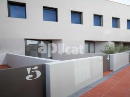 Dúplex, 168.46 m², cerca de bus y tren, nuevo, Centre