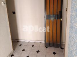 Flat, 75.00 m², near bus and train