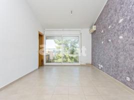 Casa (unifamiliar aislada), 115.00 m², cerca de bus y tren, seminuevo