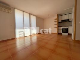 Piso, 57.00 m², cerca de bus y tren, Centre