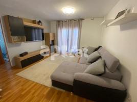 Piso, 100.00 m², cerca de bus y tren, seminuevo, Torrefarrera