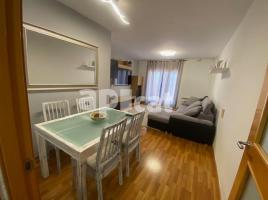 Piso, 100.00 m², cerca de bus y tren, seminuevo, Torrefarrera