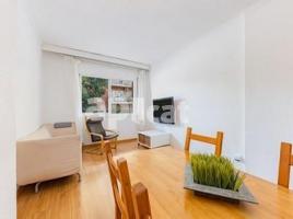 Piso, 81.00 m², cerca de bus y tren, El Poblenou