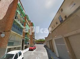 Piso, 93.00 m², cerca de bus y tren