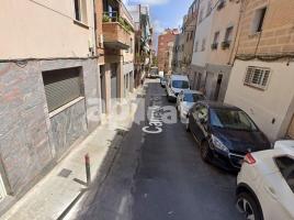 Piso, 85.00 m², cerca de bus y tren