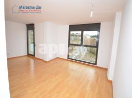 Piso, 72.00 m², cerca de bus y tren, seminuevo