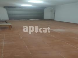 Local comercial, 81.00 m², Residencial