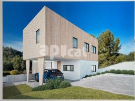 Obra nueva - Casa en, 324.00 m², cerca de bus y tren