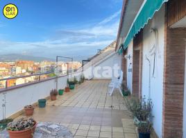 Piso, 149.00 m², cerca de bus y tren