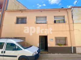 Houses (detached house), 231.00 m², near bus and train, Santa Bárbara