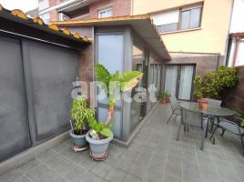 Houses (detached house), 292.00 m², near bus and train, MASRAMPINYO