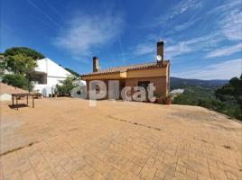 Houses (detached house), 471.00 m², near bus and train, almost new, Sant Cebrià de Vallalta