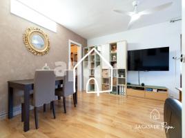 Piso, 104.00 m², cerca de bus y tren, Centro